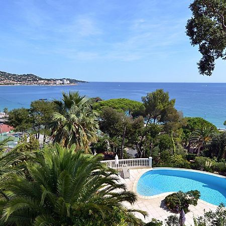 Lou Trelus Hotel Sainte-Maxime Buitenkant foto