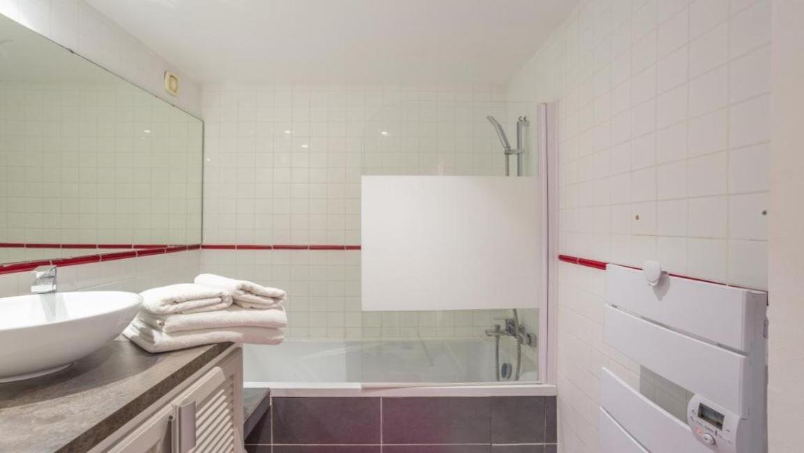 Lou Trelus Hotel Sainte-Maxime Buitenkant foto