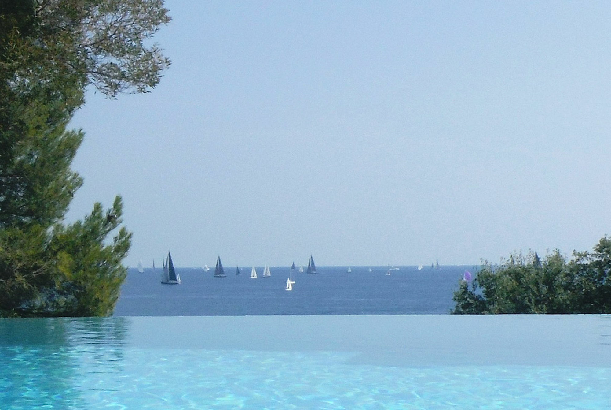 Lou Trelus Hotel Sainte-Maxime Buitenkant foto
